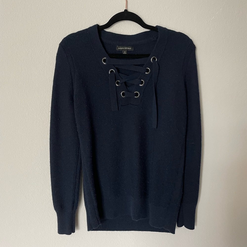 Banana Republic Sweater - Picture 2 of 5